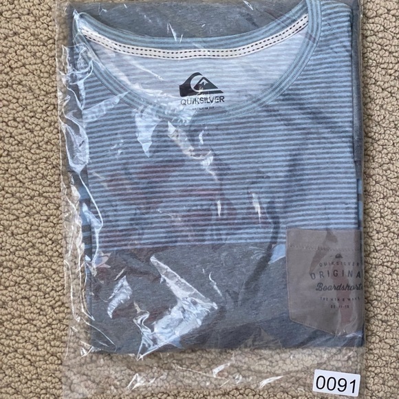 𝅺quiksilver Original Boardshorts Stripe Retro Tee Shirt Men L Large - Picture 7 of 7